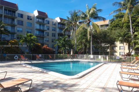 Copropriété à vendre à Miami, Floride: 2 chambres, 116.41 m2 № 2145666 - photo 3