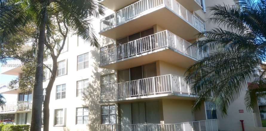 Condo à Miami, Floride, 2 chambres № 2145666