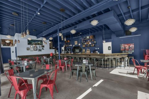 Immobilier commercial à vendre à Orlando, Floride: 297.19 m2 № 2380322 - photo 8