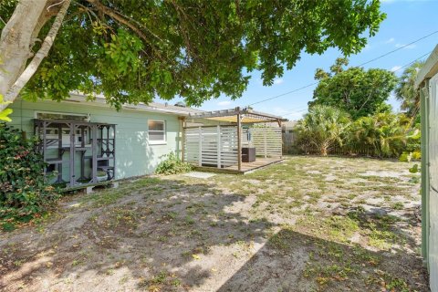 House in Saint Petersburg, Florida 2 bedrooms, 96.71 sq.m. № 1865959 - photo 30