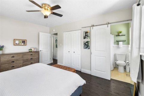 House in Saint Petersburg, Florida 2 bedrooms, 96.71 sq.m. № 1865959 - photo 19
