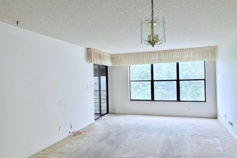 Condominio en venta en Pompano Beach, Florida, 1 dormitorio, 75.25 m2 № 2260147 - foto 4