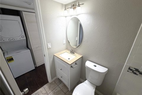 Condo in Tampa, Florida, 1 bedroom  № 2102785 - photo 12