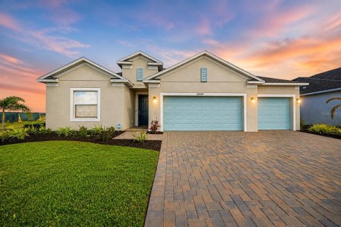 House in Punta Gorda, Florida 4 bedrooms, 200.76 sq.m. № 2119606