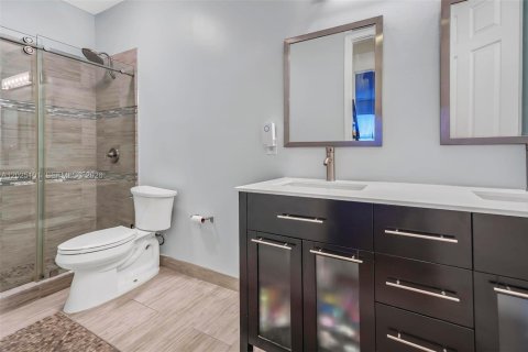 Купить виллу или дом в Мирамар, Флорида 5 спален, 291.71м2, № 2086050 - фото 22