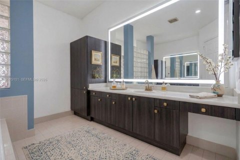 Купить виллу или дом в Мирамар, Флорида 5 спален, 291.71м2, № 2086050 - фото 20
