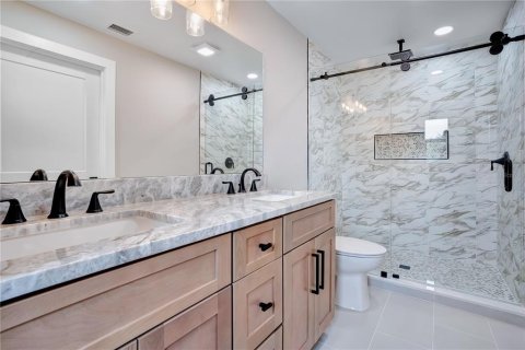 Villa ou maison à vendre à Maitland, Floride: 5 chambres, 250.37 m2 № 2204148 - photo 19