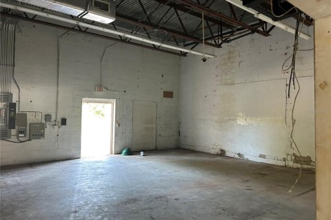 Immobilier commercial à louer à Ocala, Floride: 12877.83 m2 № 2412635 - photo 4