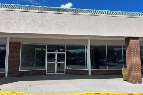 Immobilier commercial à Ocala, Floride 12877.8 m2 № 2412635