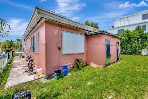 Immobilier commercial à vendre à Miami, Floride: 167.04 m2 № 2027616 - photo 30