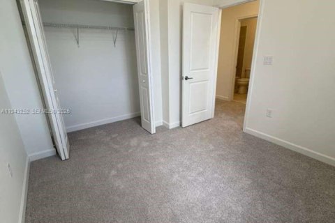 Casa en alquiler en Homestead, Florida, 4 dormitorios № 2059834 - foto 17