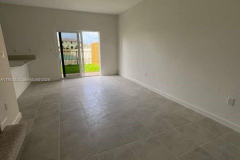 Casa en alquiler en Homestead, Florida, 4 dormitorios № 2059834 - foto 7