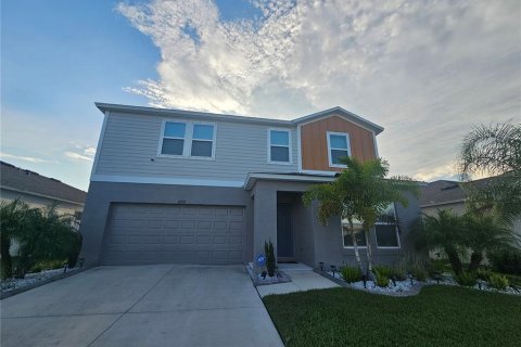 House in Riverview, Florida 5 bedrooms, 229.47 sq.m. № 1909585 - photo 1