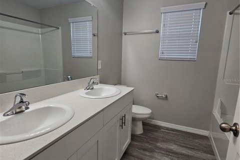 House in Riverview, Florida 5 bedrooms, 229.47 sq.m. № 1909585 - photo 18