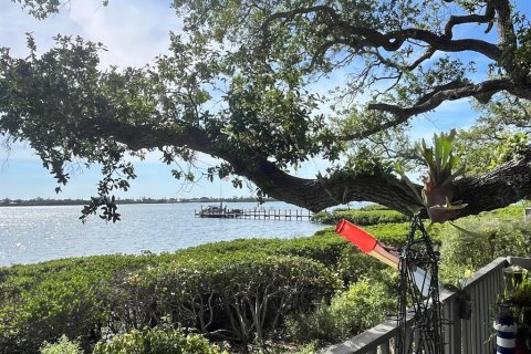 Adosado en alquiler en Sarasota, Florida, 3 dormitorios, 220.36 m2 № 2142799 - foto 3