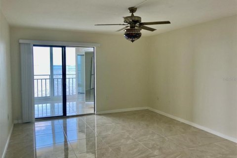 Condominio en alquiler en Bradenton, Florida, 2 dormitorios, 126.72 m2 № 2097366 - foto 11