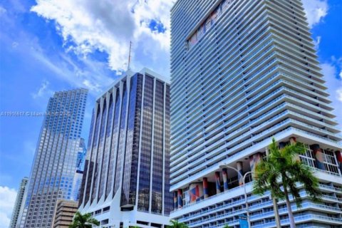 Купить кондоминиум в Майами, Флорида 1 спальня, 78.5м2, № 1972888 - фото 2