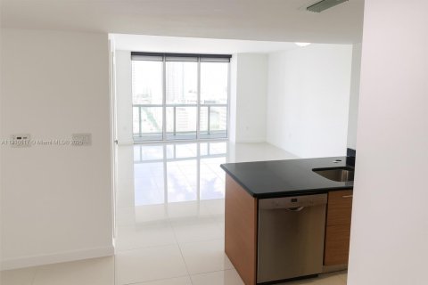 Купить кондоминиум в Майами, Флорида 1 спальня, 78.5м2, № 1972888 - фото 16