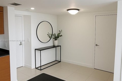 Купить кондоминиум в Майами, Флорида 1 спальня, 78.5м2, № 1972888 - фото 19