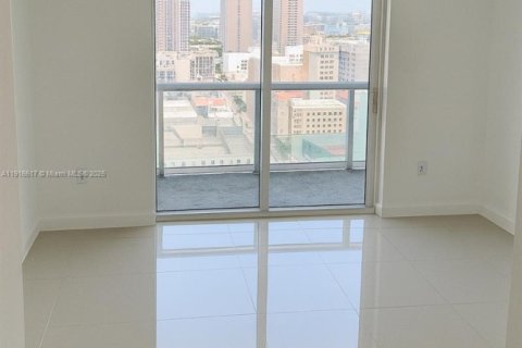 Купить кондоминиум в Майами, Флорида 1 спальня, 78.5м2, № 1972888 - фото 27