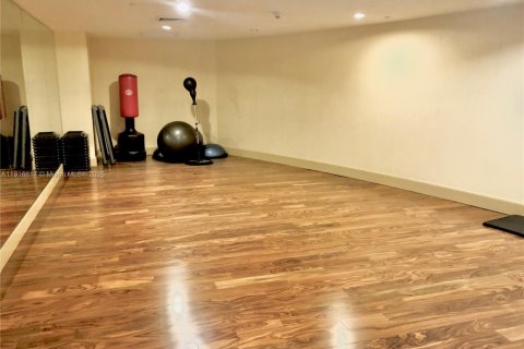 Купить кондоминиум в Майами, Флорида 1 спальня, 78.5м2, № 1972888 - фото 14