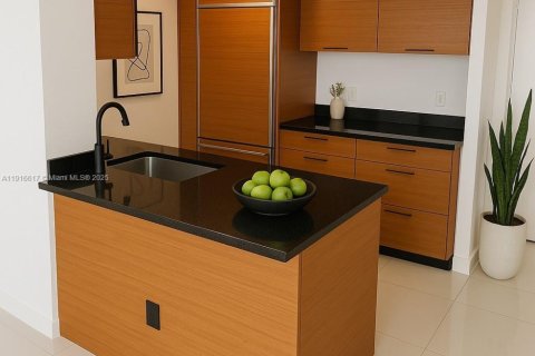 Купить кондоминиум в Майами, Флорида 1 спальня, 78.5м2, № 1972888 - фото 23