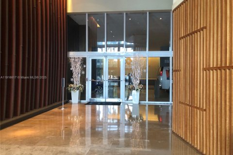 Купить кондоминиум в Майами, Флорида 1 спальня, 78.5м2, № 1972888 - фото 3