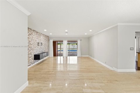 Villa ou maison à vendre à Plantation, Floride: 5 chambres, 246.84 m2 № 1949949 - photo 7