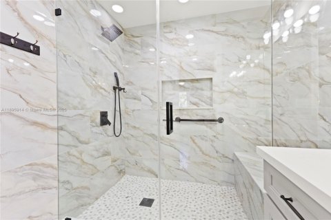 Villa ou maison à vendre à Plantation, Floride: 5 chambres, 246.84 m2 № 1949949 - photo 21