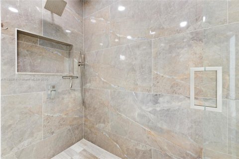 Villa ou maison à vendre à Plantation, Floride: 5 chambres, 246.84 m2 № 1949949 - photo 25