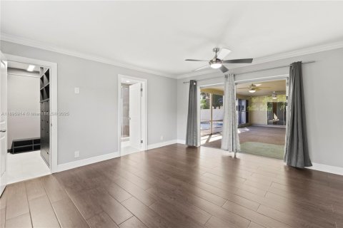 Villa ou maison à vendre à Plantation, Floride: 5 chambres, 246.84 m2 № 1949949 - photo 20