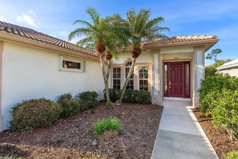 House in Bradenton, Florida 2 bedrooms, 184.97 sq.m. № 2237834 - photo 3