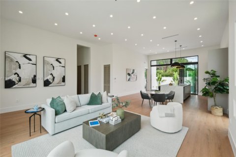 Casa en alquiler en Miami, Florida, 4 dormitorios № 1938177 - foto 29