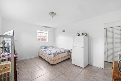 Купить виллу или дом в Майами-Гарденс, Флорида 3 спальни, 157м2, № 2000848 - фото 10