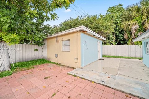 Купить виллу или дом в Майами-Гарденс, Флорида 3 спальни, 157м2, № 2000848 - фото 29