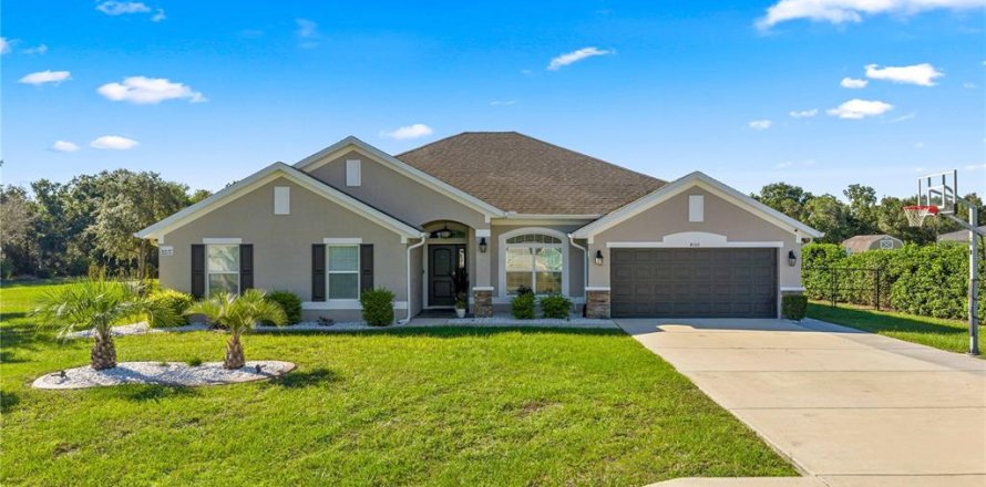 Villa ou maison à Ocala, Floride 4 chambres, 278.71 m2 № 2420048