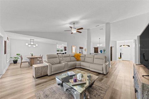 Villa ou maison à vendre à Ocala, Floride: 4 chambres, 278.71 m2 № 2420048 - photo 19