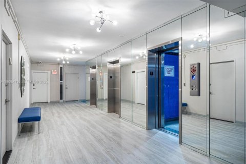 Купить кондоминиум в Майами-Бич, Флорида 2 спальни, 105.35м2, № 1986923 - фото 15