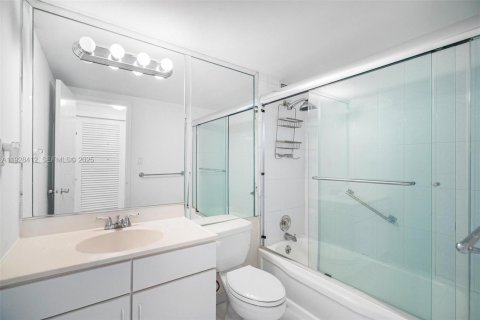 Купить кондоминиум в Майами-Бич, Флорида 2 спальни, 105.35м2, № 1986923 - фото 7