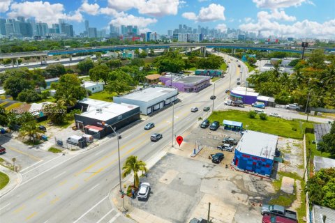 Купить коммерческую недвижимость в Майами, Флорида № 2034706 - фото 5
