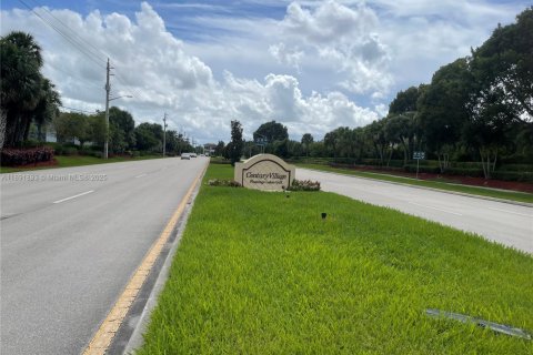 Condo à Pembroke Pines, Floride, 2 chambres  № 2039075