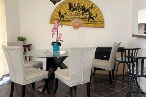 Купить кондоминиум в Пальметто-Бей, Флорида 3 спальни, 152.17м2, № 2048164 - фото 4