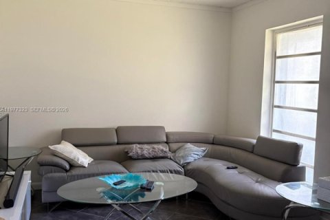 Купить кондоминиум в Пальметто-Бей, Флорида 3 спальни, 152.17м2, № 2048164 - фото 3