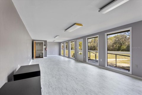 Immobilier commercial à vendre à Trenton, Floride: 52.03 m2 № 2098442 - photo 9