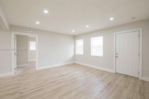 Casa en venta en Fort Lauderdale, Florida, 3 dormitorios, 128.48 m2 № 1992571 - foto 17