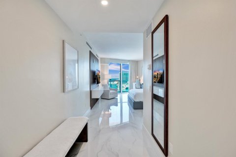 Copropriété à vendre à Fort Lauderdale, Floride: 3 chambres, 254.55 m2 № 2083591 - photo 18