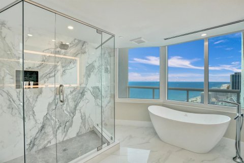 Copropriété à vendre à Fort Lauderdale, Floride: 3 chambres, 254.55 m2 № 2083591 - photo 13