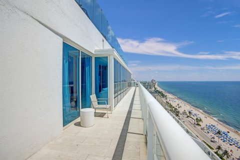 Copropriété à vendre à Fort Lauderdale, Floride: 3 chambres, 254.55 m2 № 2083591 - photo 8