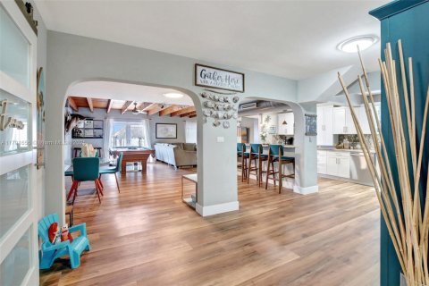 Купить виллу или дом в Хайалиа, Флорида 3 спальни, 243.03м2, № 1740096 - фото 30