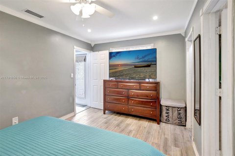 Купить виллу или дом в Хайалиа, Флорида 3 спальни, 243.03м2, № 1740096 - фото 15
